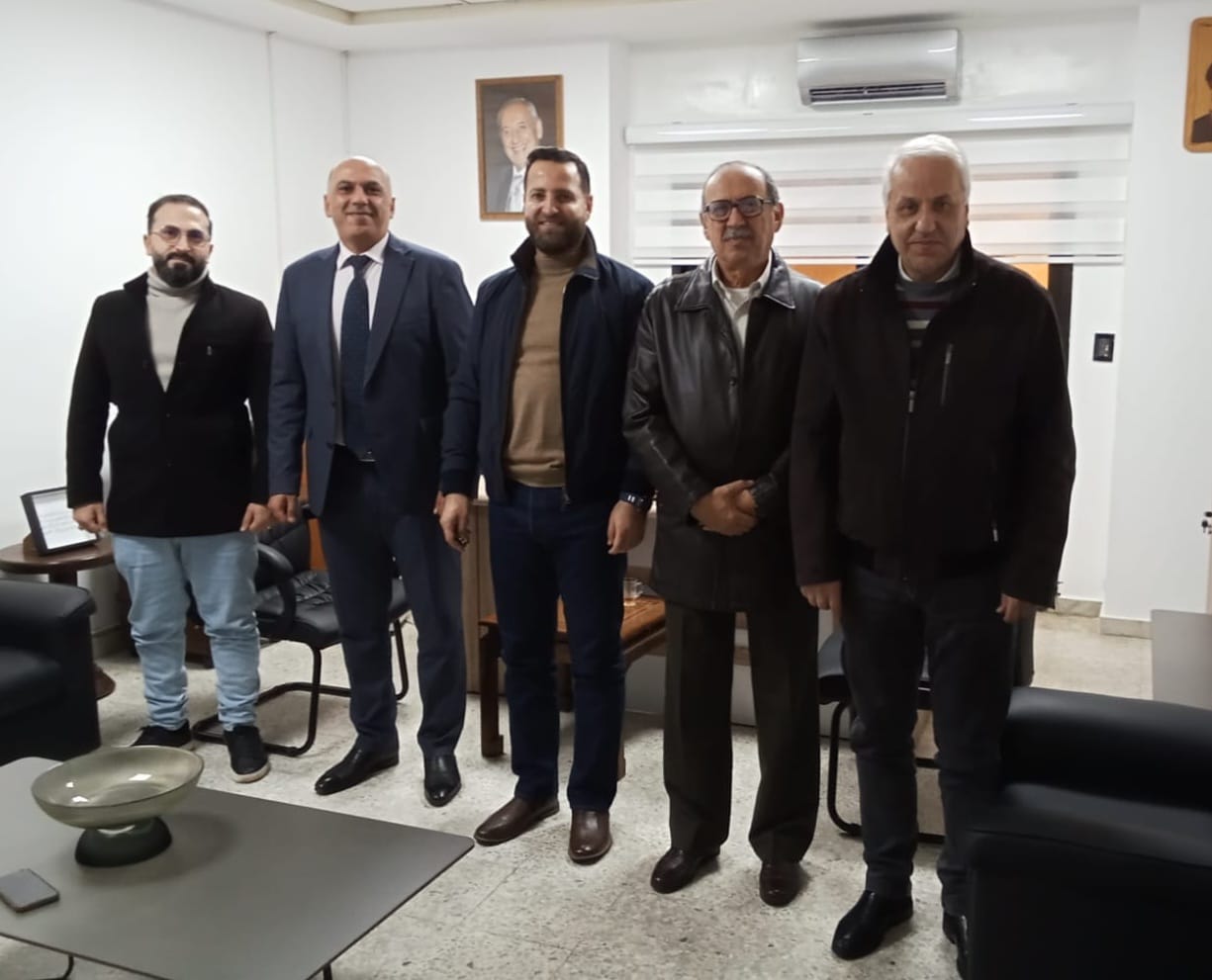 وفد من نقابة مصممي الغرافيك في المصيلح