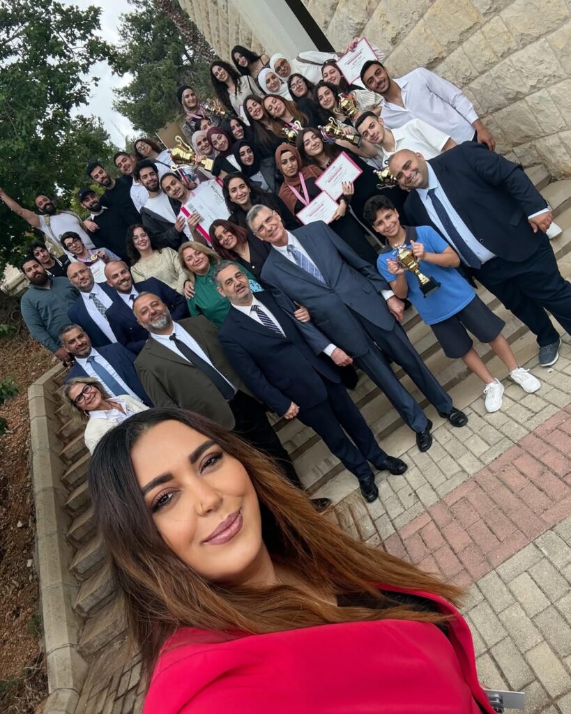 مثلت الزميلة هبة الدلال النقابة ضمن لجنة التحكيم في مسابقة Adobe Championship في جامعة RHU بالتعاون مع شركة ITLS (خدمات تكنولوجيا المعلومات الرائدة) ومؤسسة مخزومي.