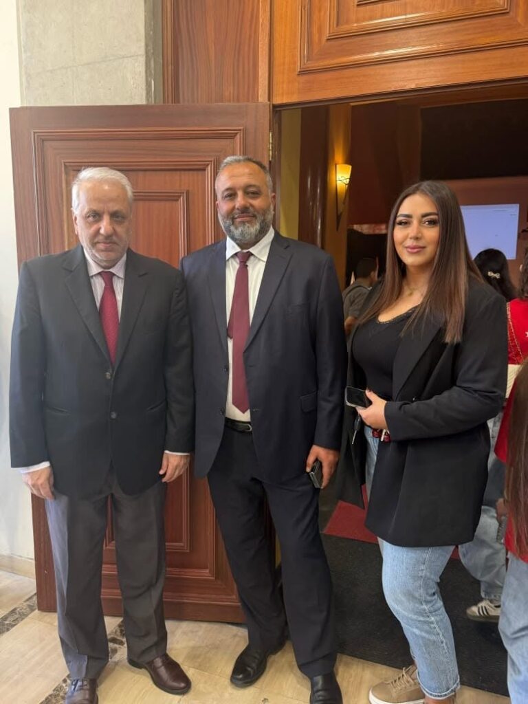 بدعوة من شركة ITLS بالشراكة مع مؤسسة مخزومي وجامعة الحكمة لبت النقابة ممثلة بأمين السر ارنست بعقليني والزميلتين هبة الدلال وسيرين سروجي حفل اعلان وتوزيع جوائز بطولة لبنان لمهارات المايكروسوفت وذلك في جامعة الحكمة – فرن الشباك تقدم الحضور النائب فؤاد مخزومي وممثل عن وزير التكنولوجيا كمال شحاده وعدد من الشخصيات التربوية والنقابية وحشد غفير من الطلاب المشاركين في هذه المباراة